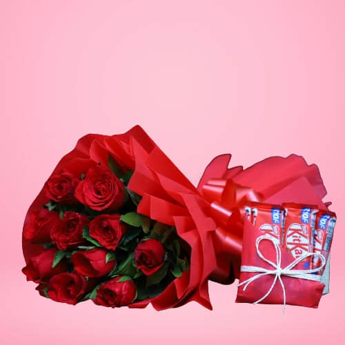 Red Roses Bunch With Kitkat Chocolate