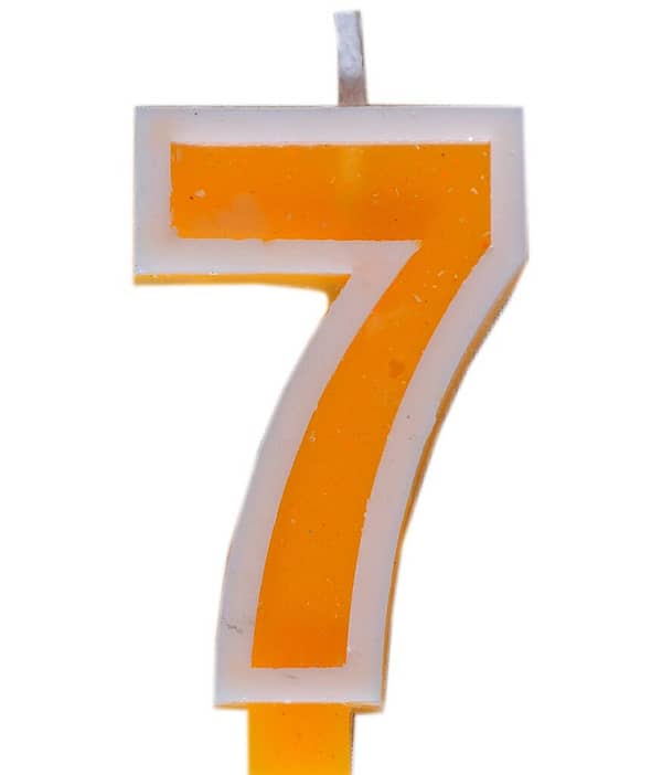 7 number Candle